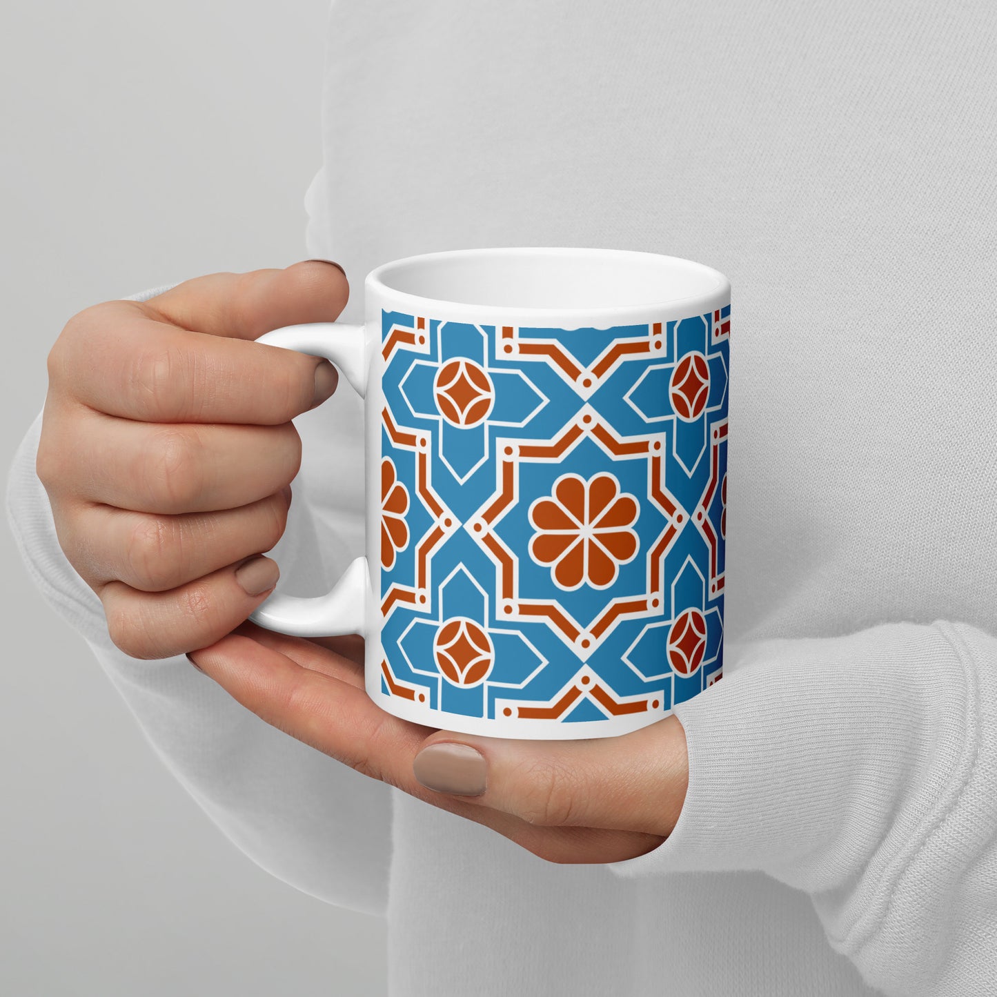 Complex Arabesque Pattern White glossy mug