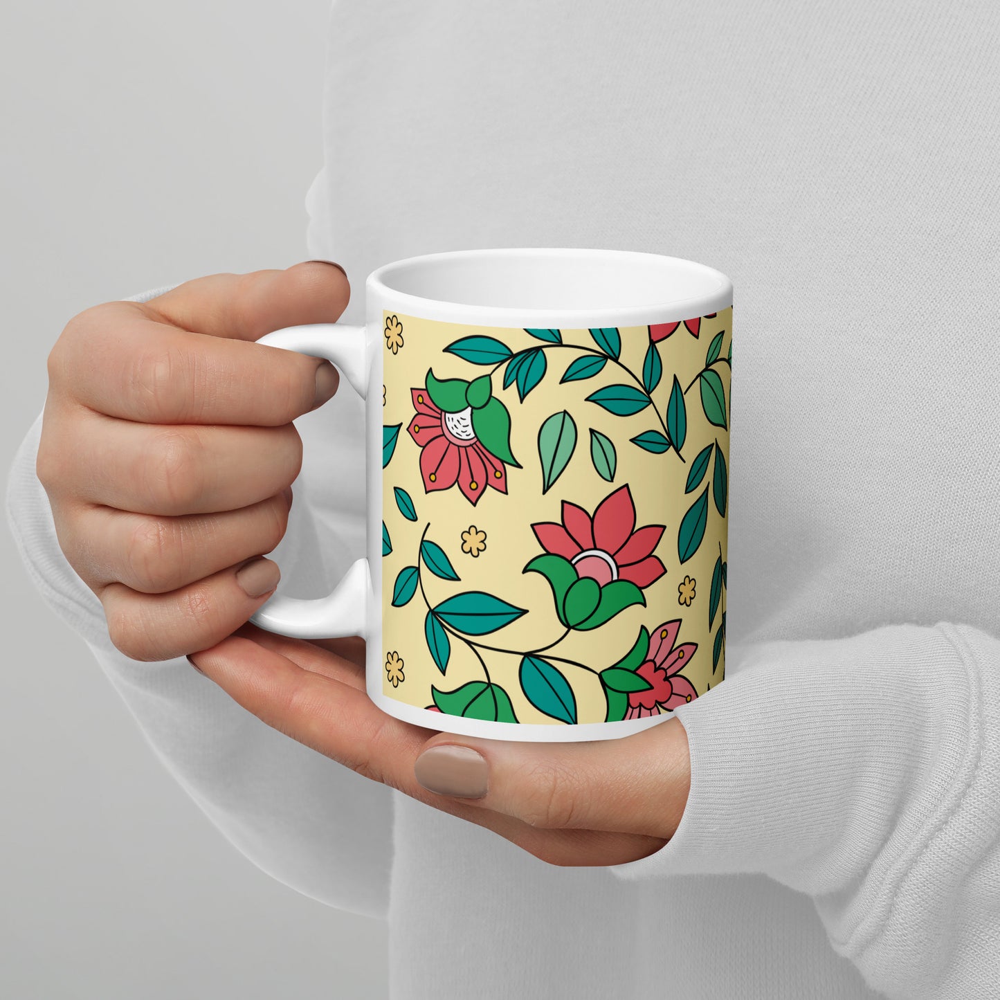 Elegant Flower And Leaves Decorative Pattern White Glossy Mug