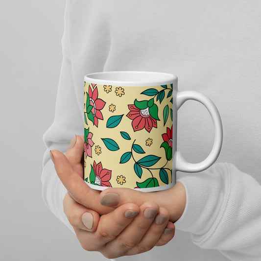 Elegant Flower And Leaves Decorative Pattern White Glossy Mug