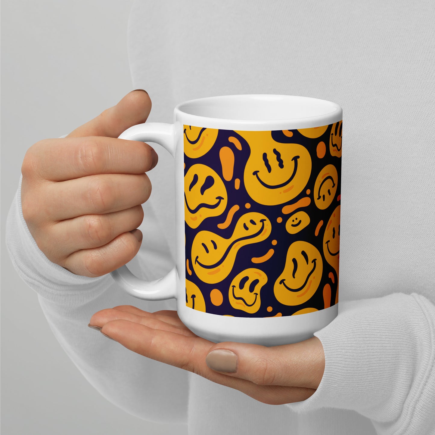 Distorted Smile Emoticon Pattern White glossy mug