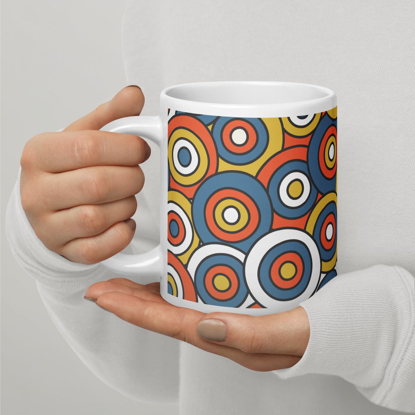 Retro Colored Circles Pattern White Glossy Mug