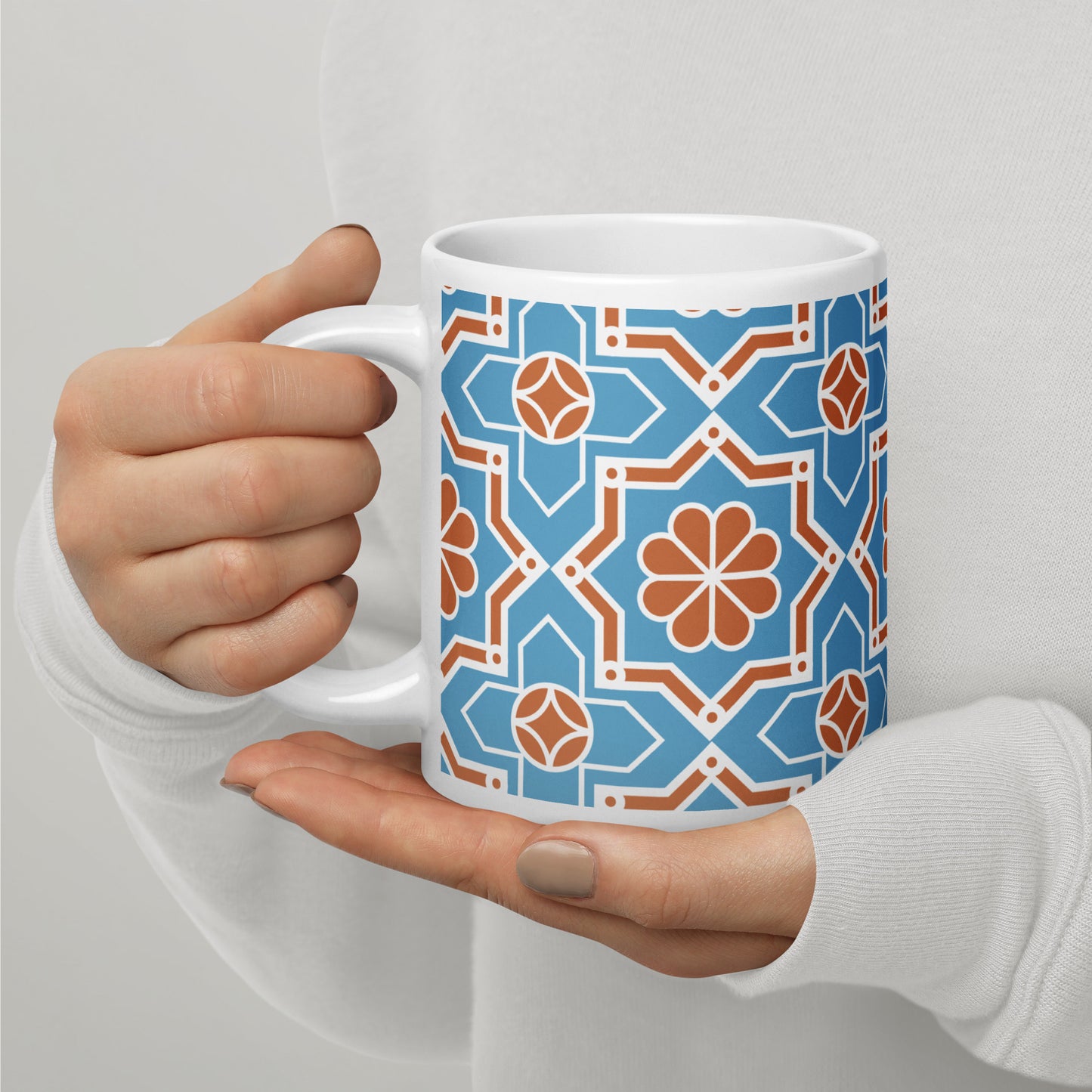 Complex Arabesque Pattern White glossy mug