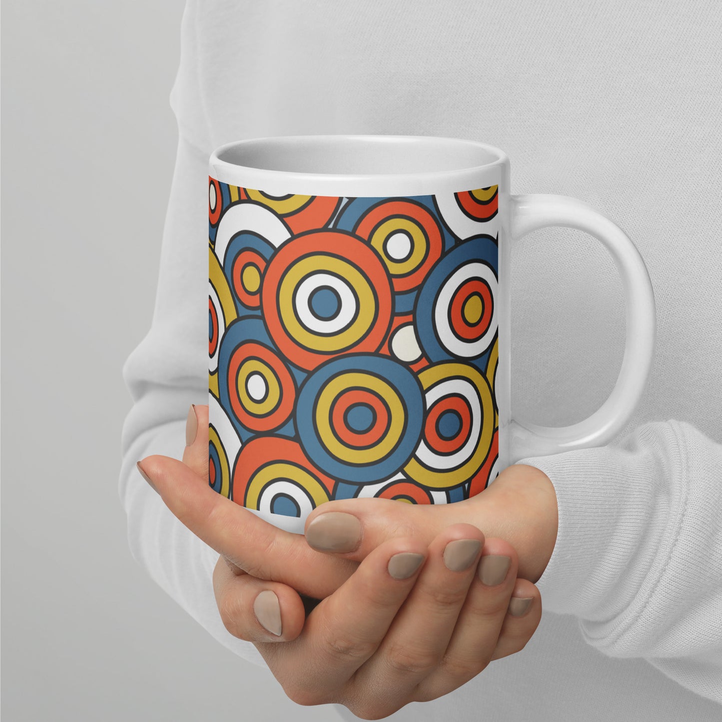 Retro Colored Circles Pattern White Glossy Mug