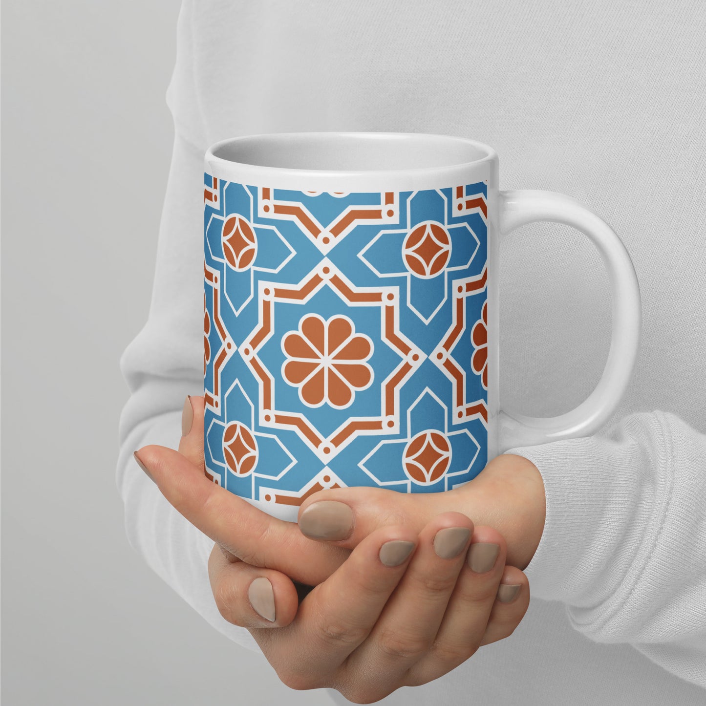 Complex Arabesque Pattern White glossy mug