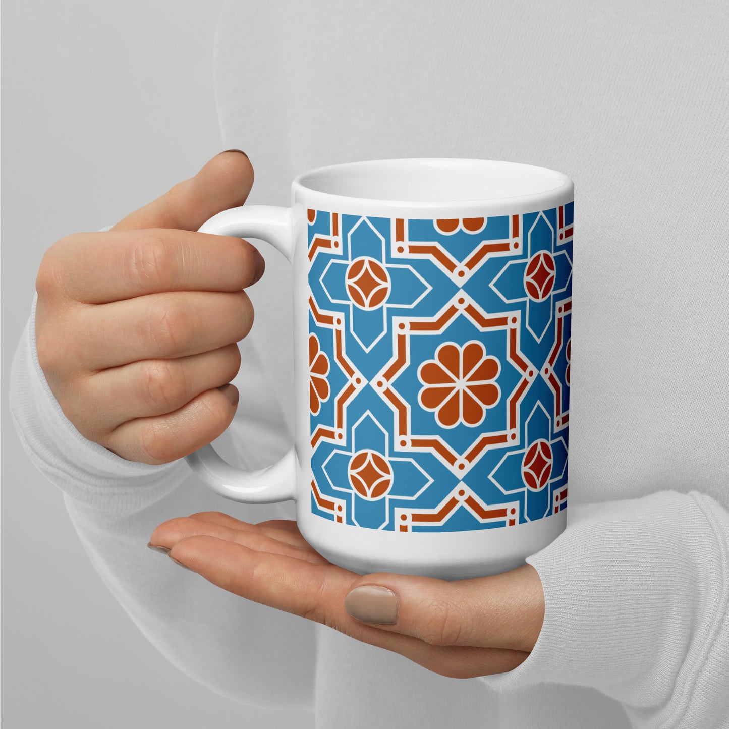 Complex Arabesque Pattern White glossy mug